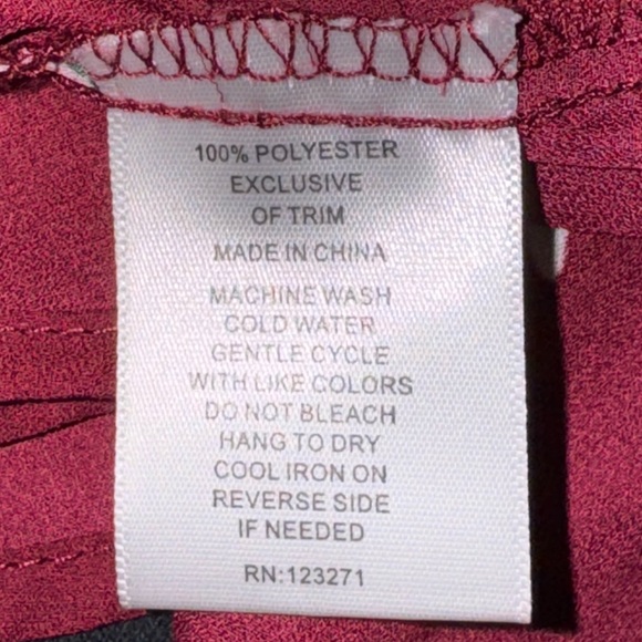 Wishful Park Floral Cattle Skull Motif Maroon Blouse Size XL WORN ONCE!🔥 - Picture 6 of 6